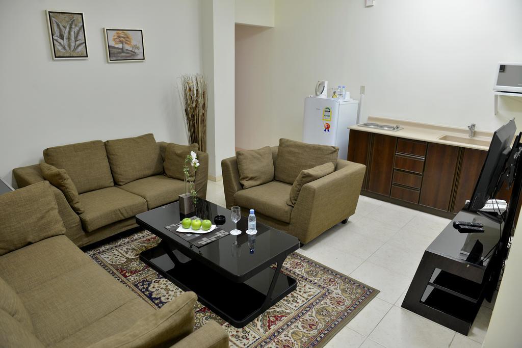 Four Seasons Hotel Apartments Al Al Jubail Oda fotoğraf